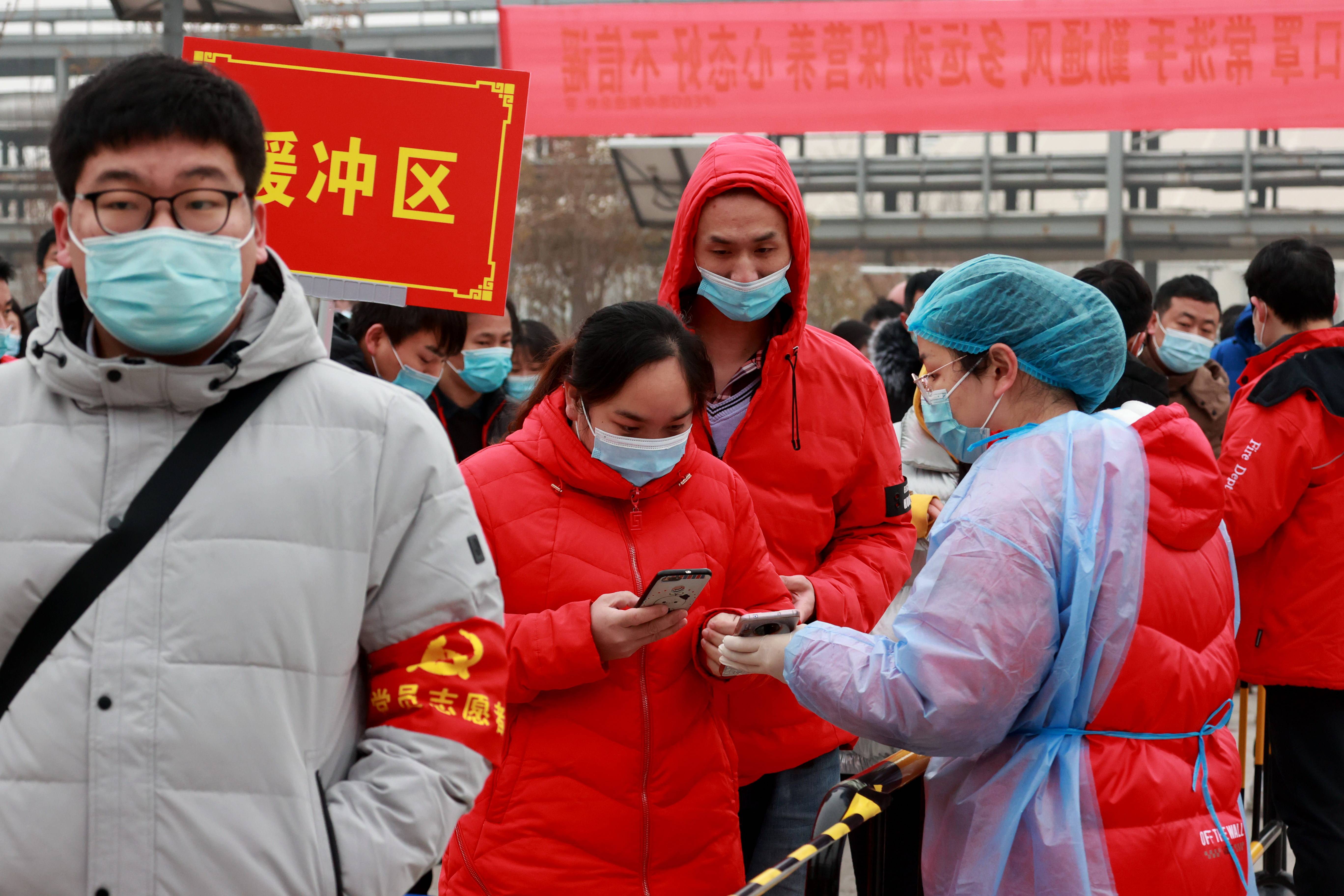 郑州11人确诊︰(郑州11人确诊信息)-第2张图片